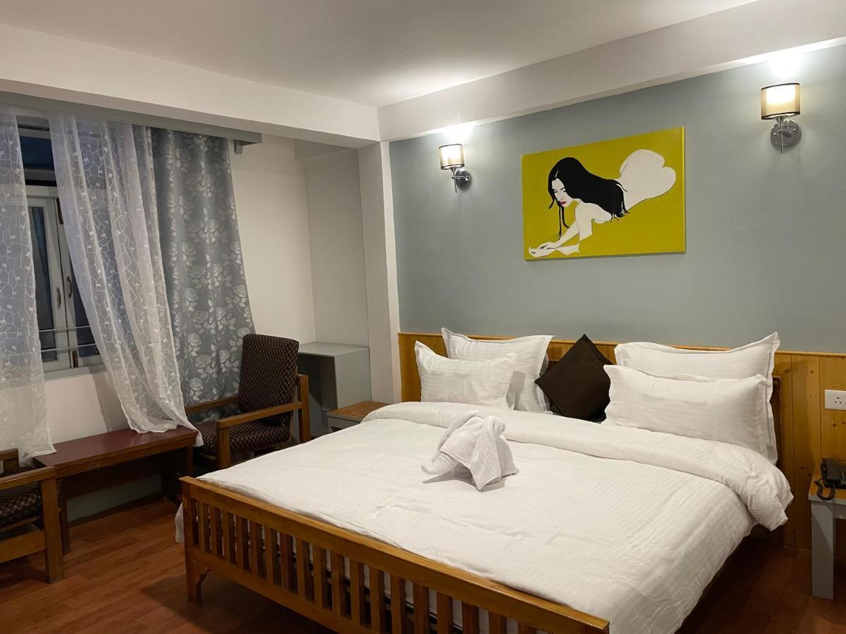 Mellow Fellow Hostel Гангток Экстерьер фото