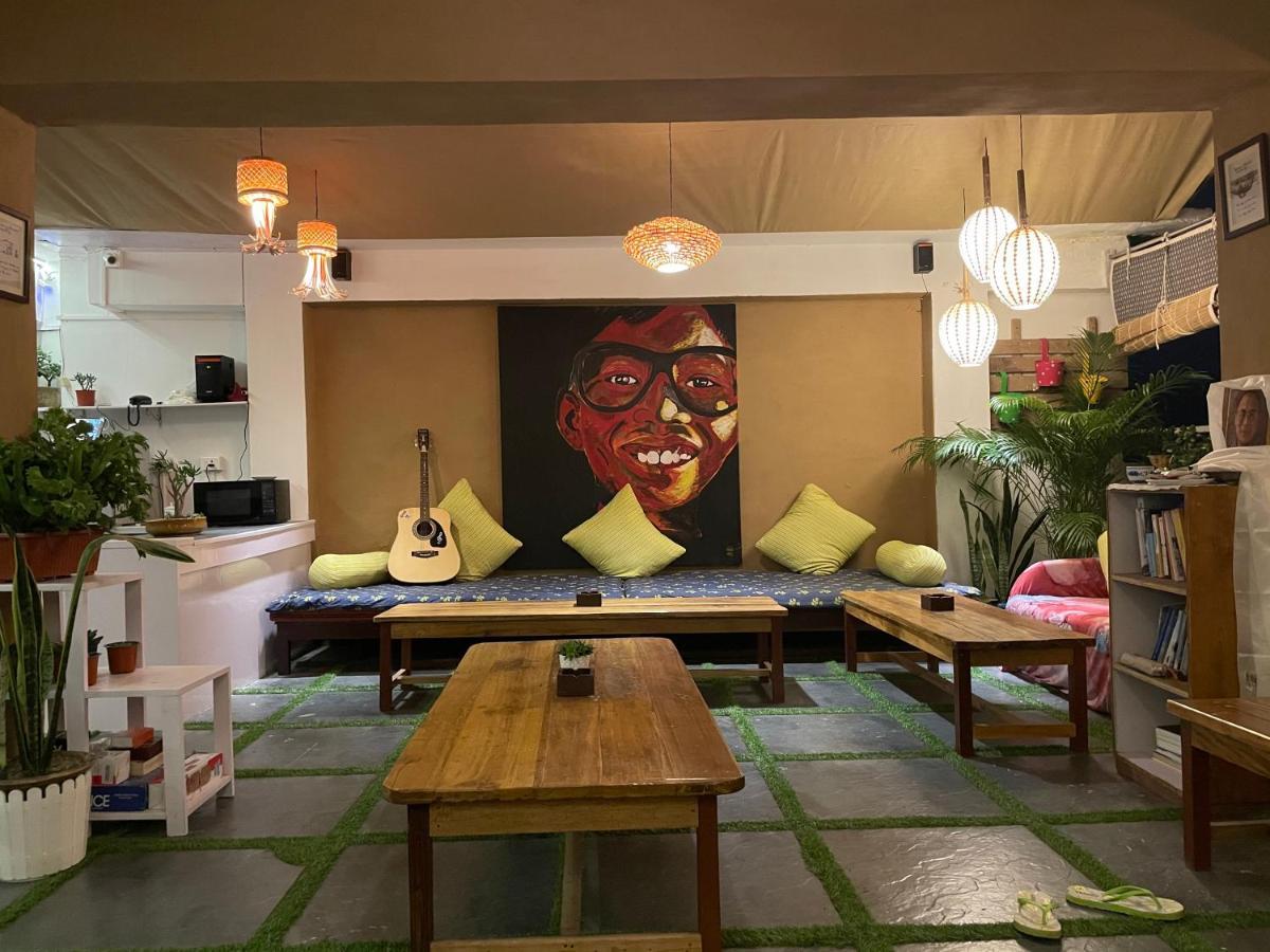 Mellow Fellow Hostel Гангток Экстерьер фото