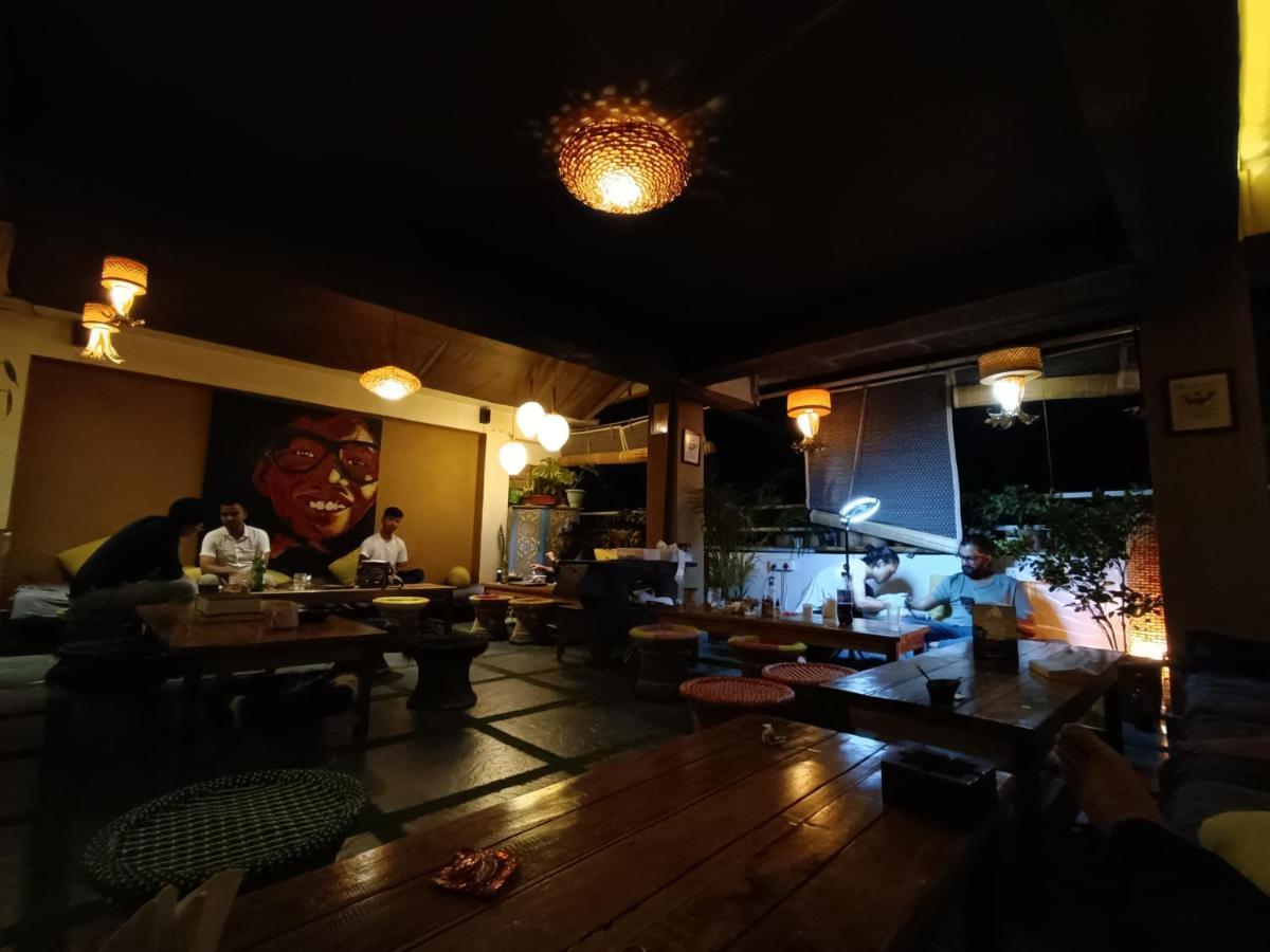 Mellow Fellow Hostel Гангток Экстерьер фото